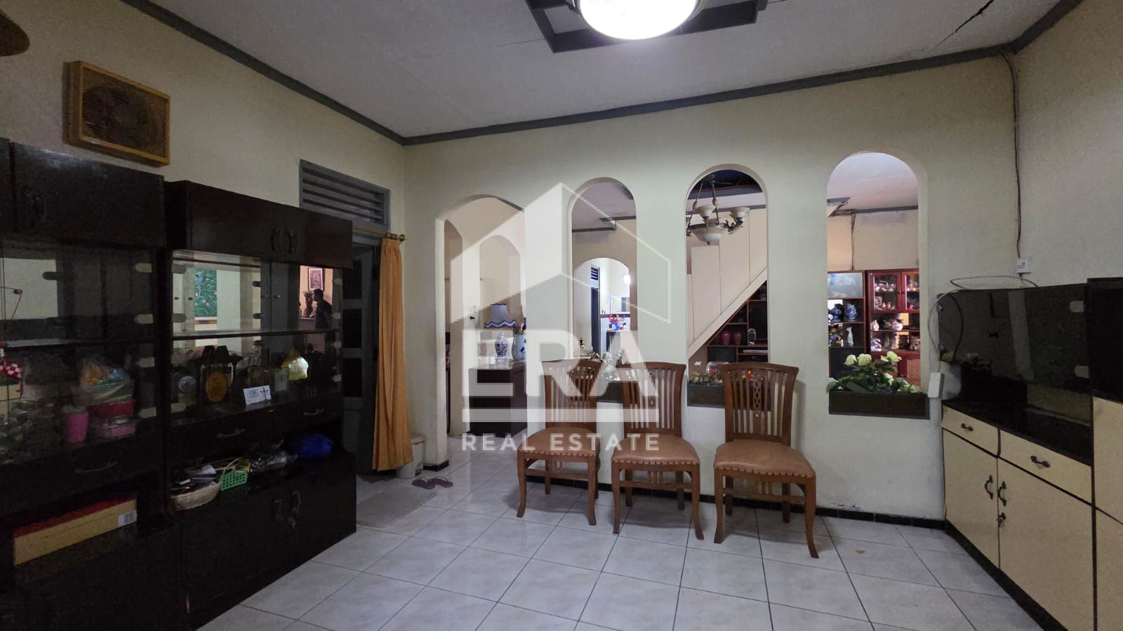 interior 6