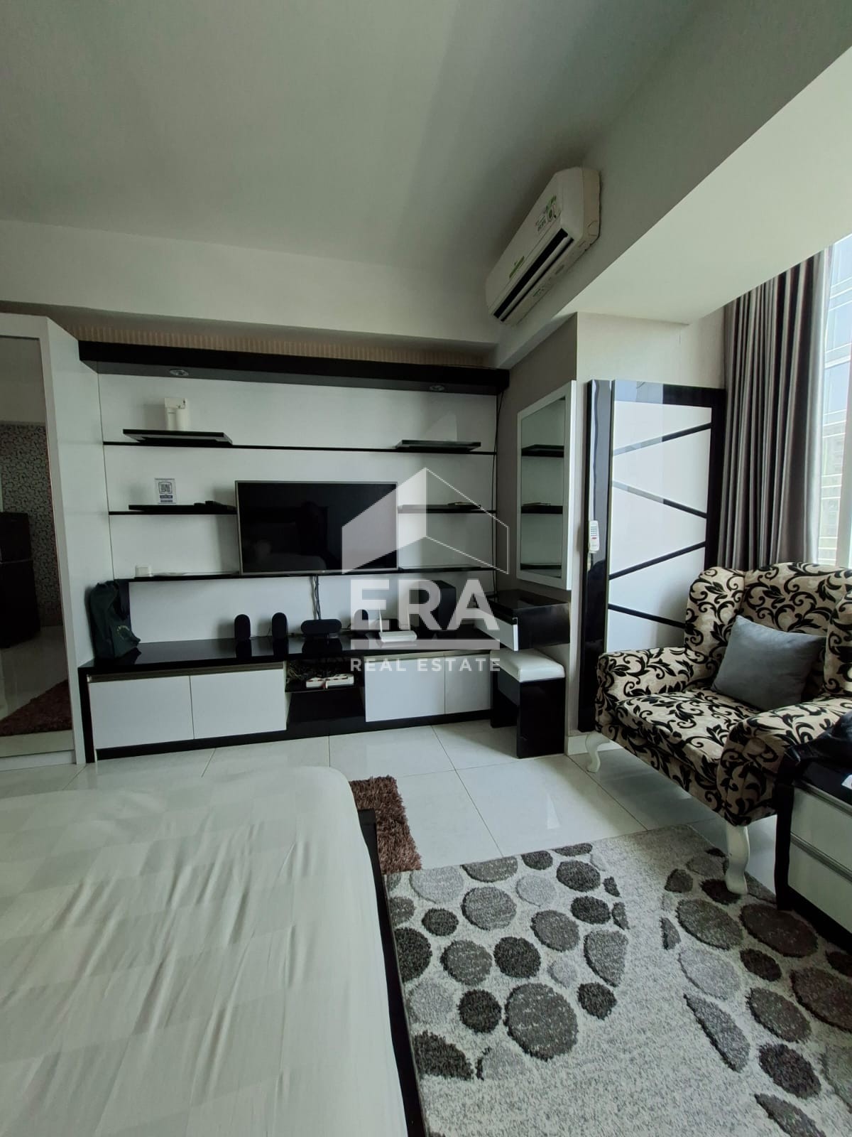 interior 5
