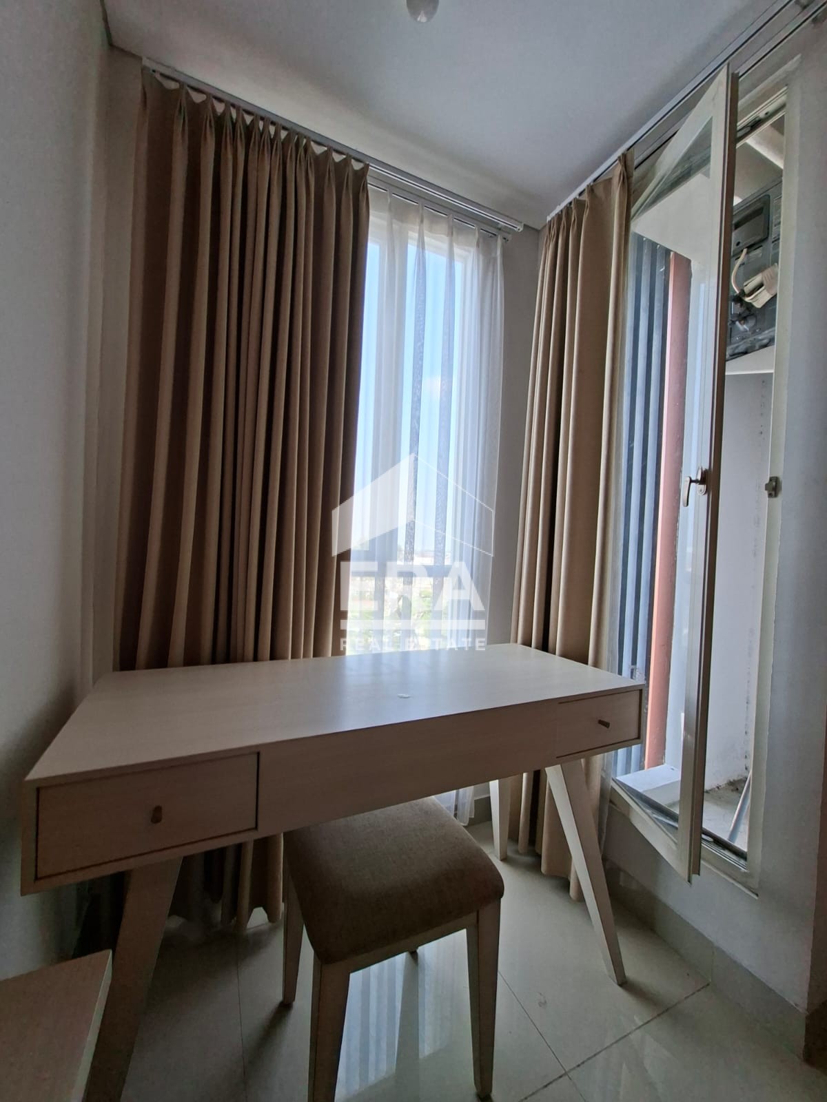 interior 6