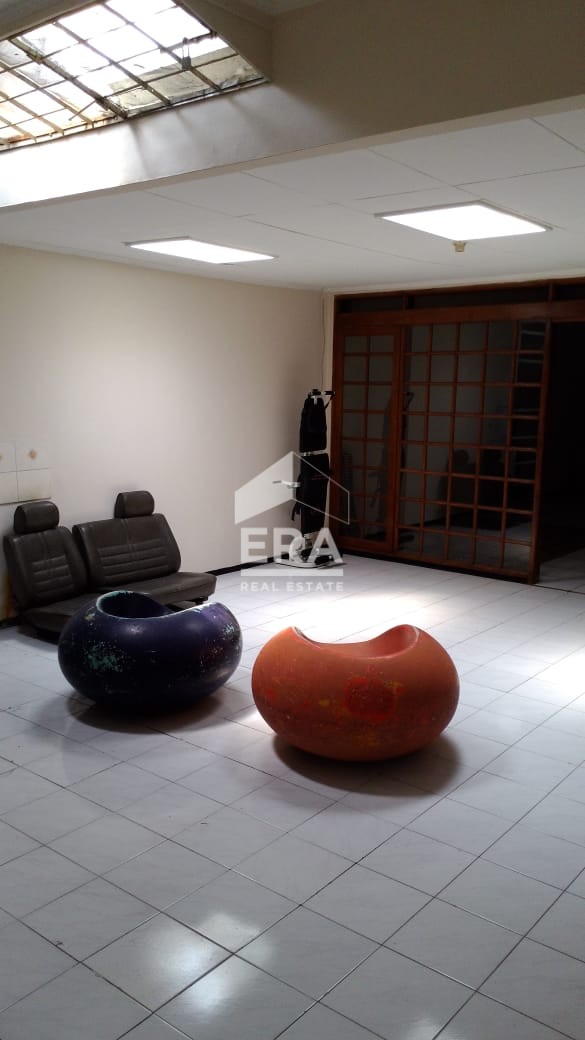 interior 6