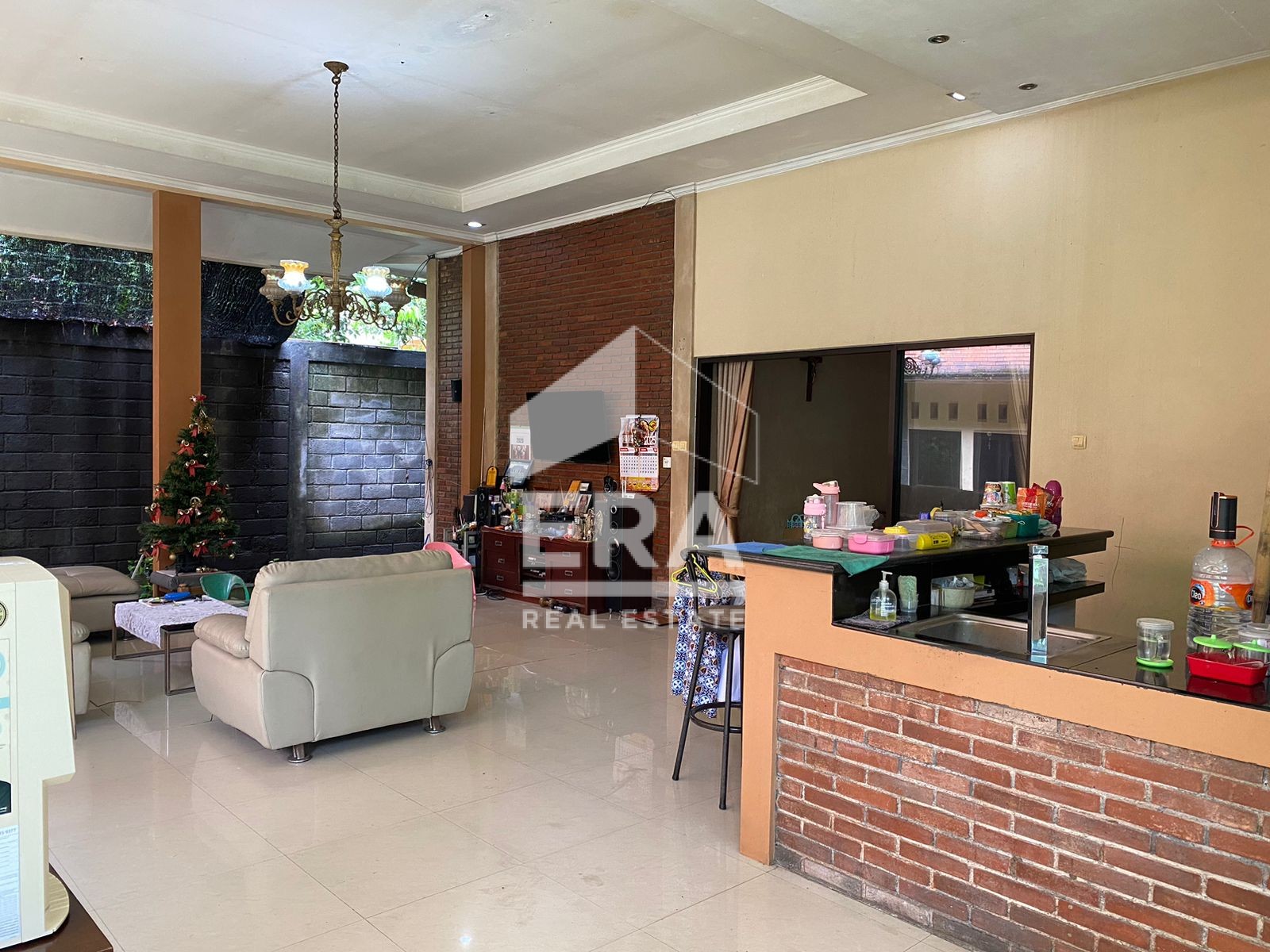 interior 2