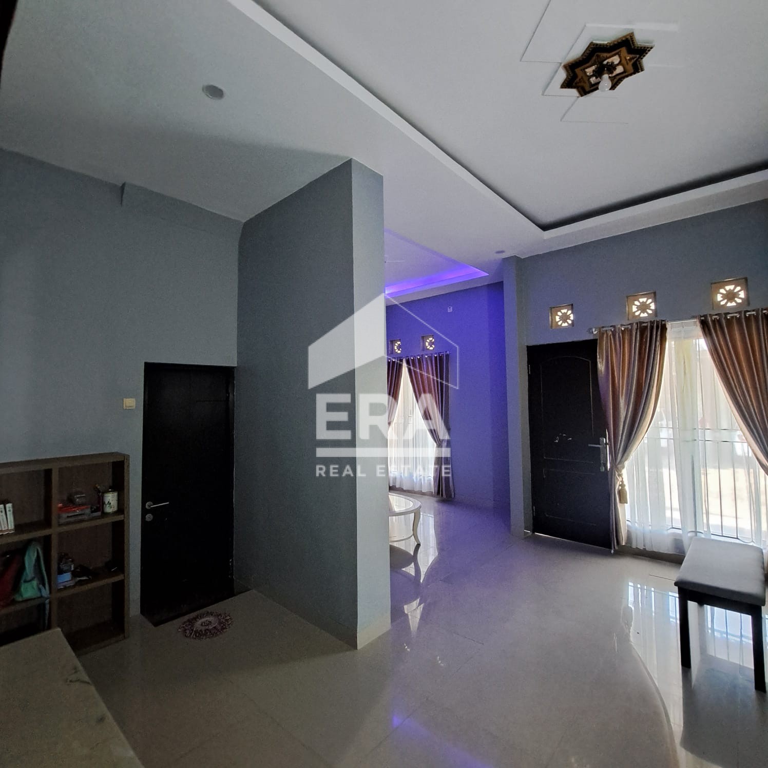 interior 2