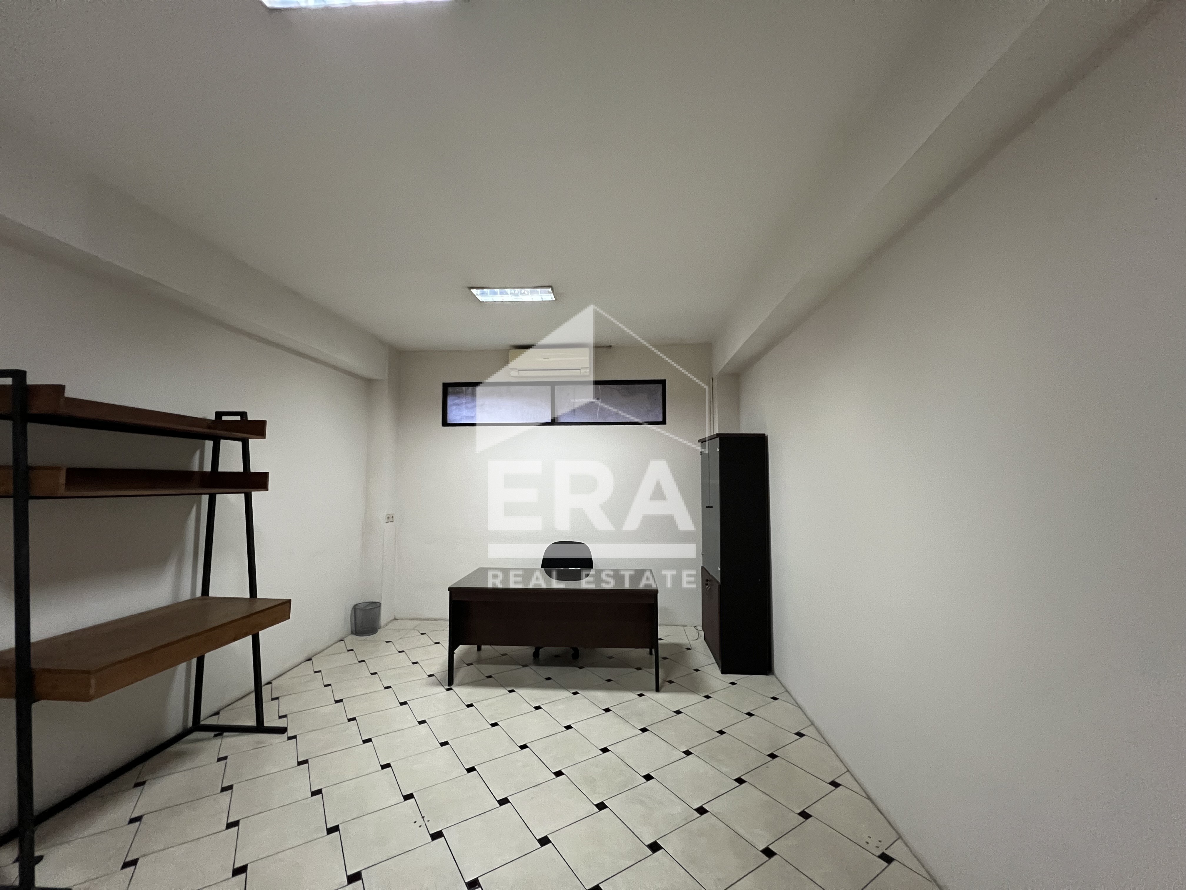 interior 14