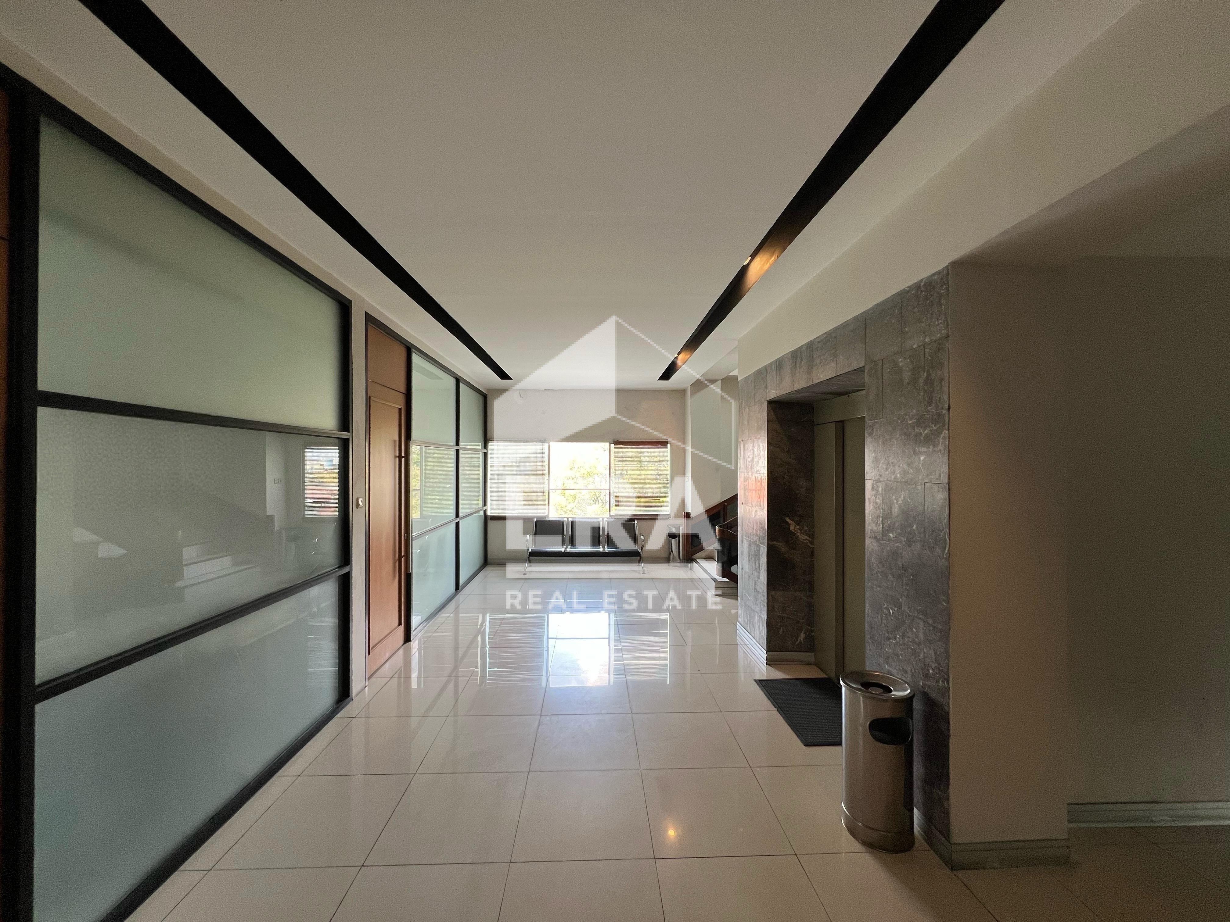 interior 4