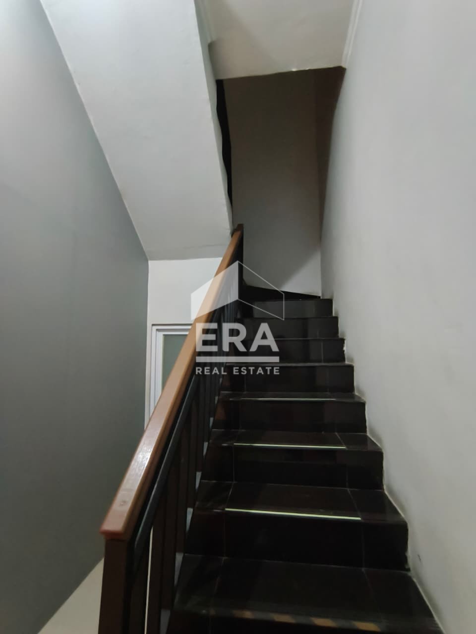 interior 12