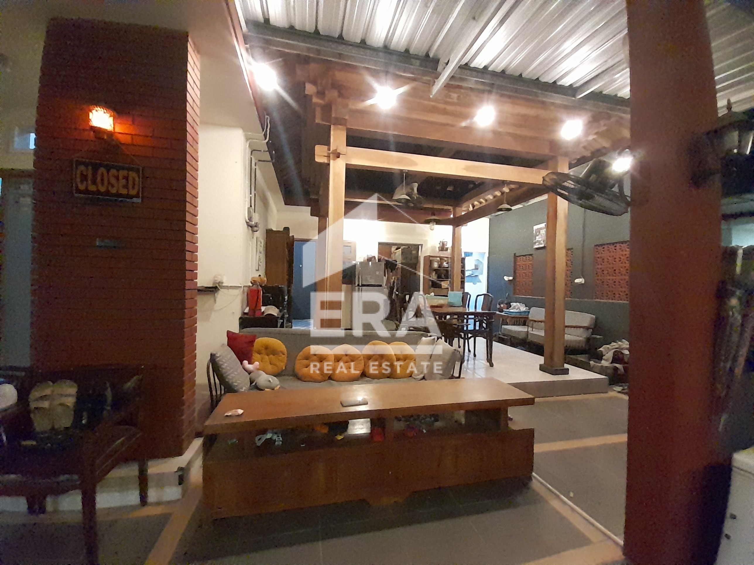 interior 2