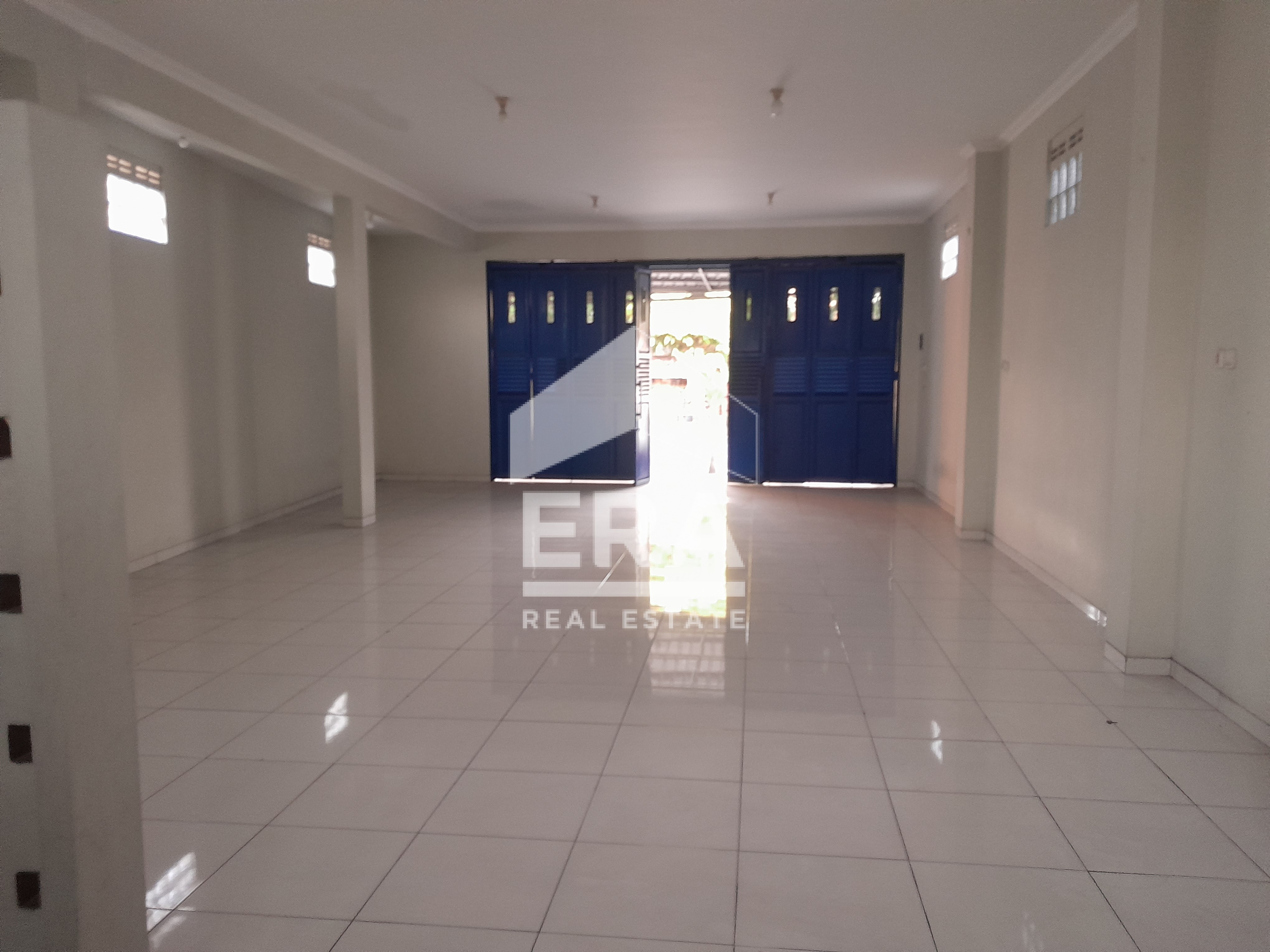 interior 2