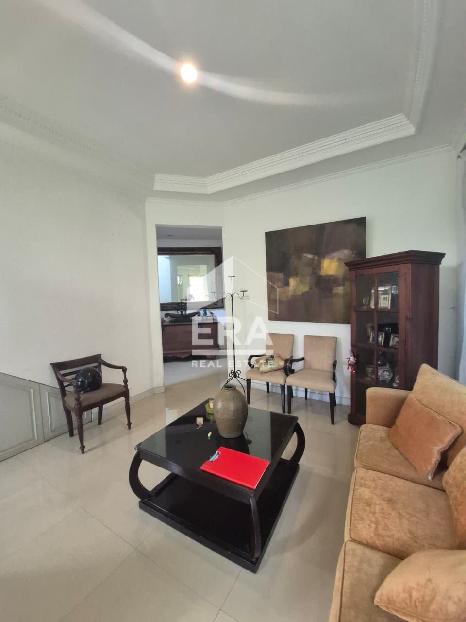 interior 10