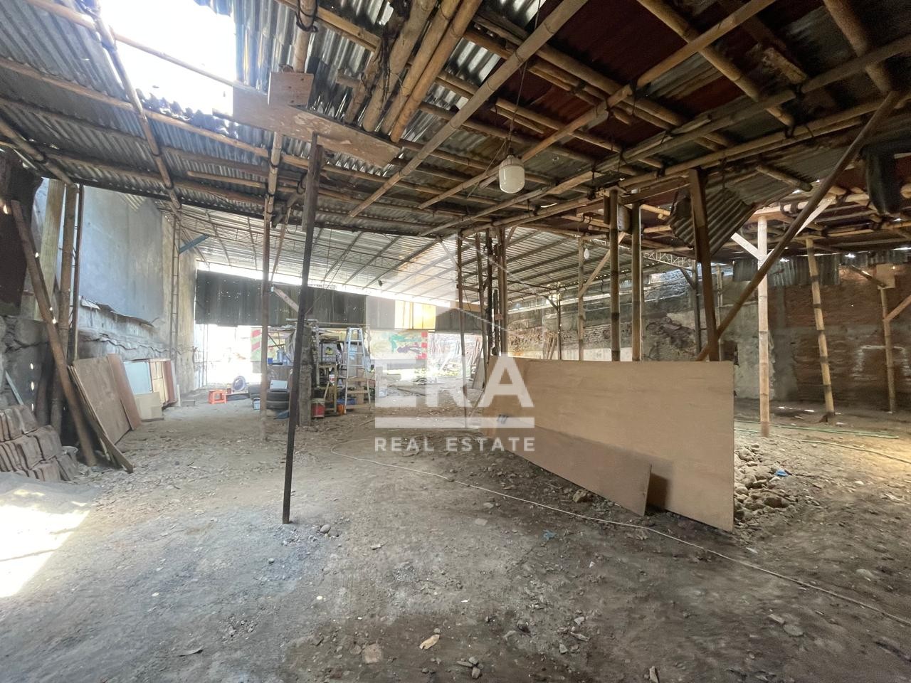 interior 3