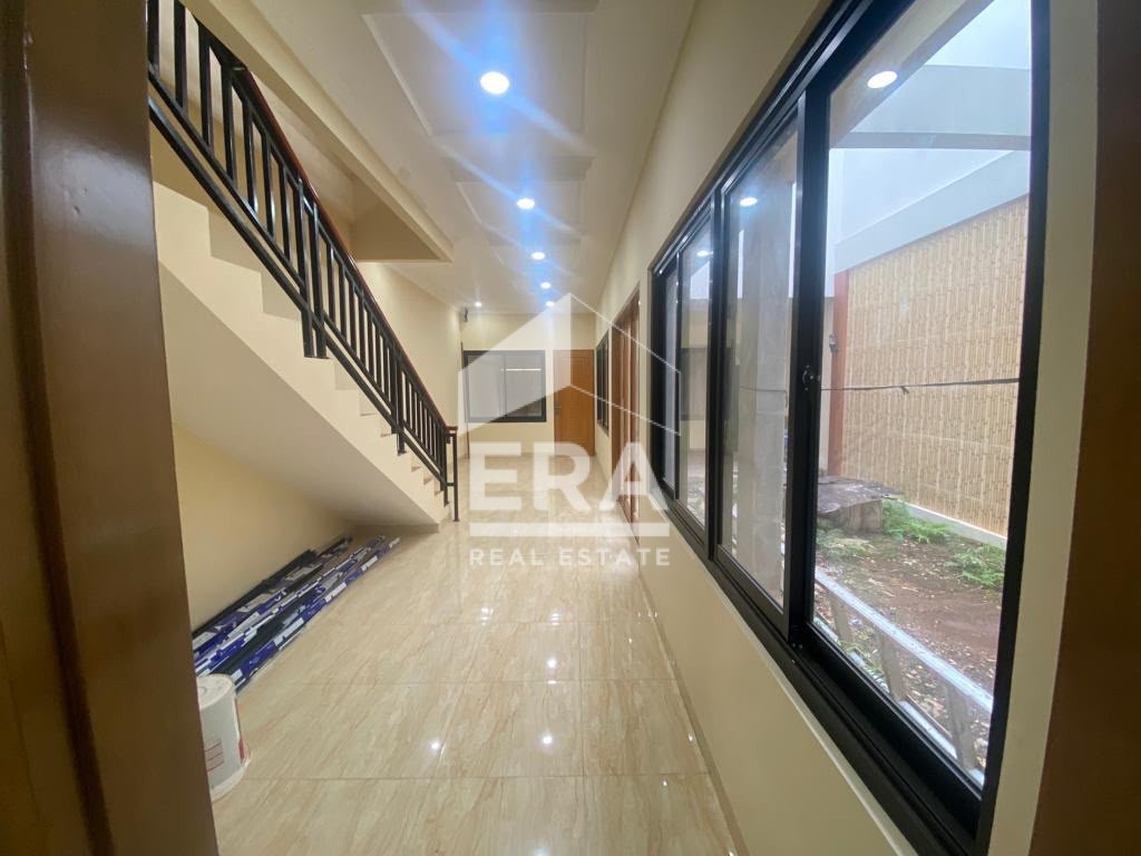 interior 19