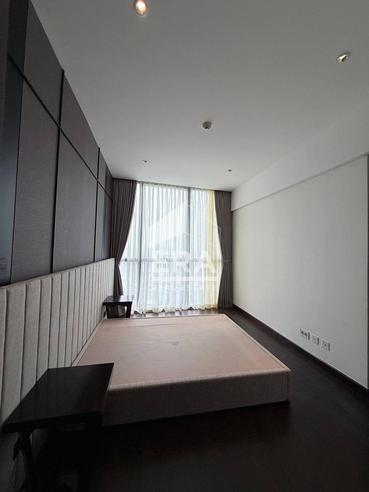 interior 4