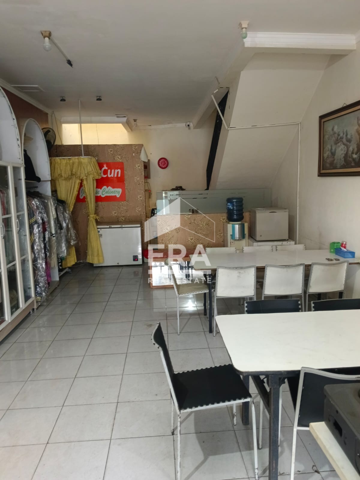 interior 8