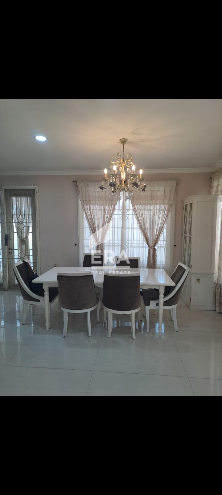 interior 4