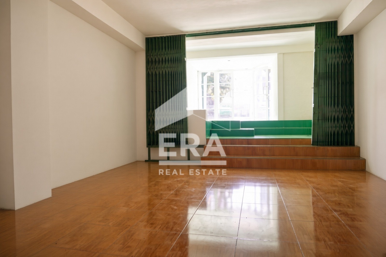 interior 9
