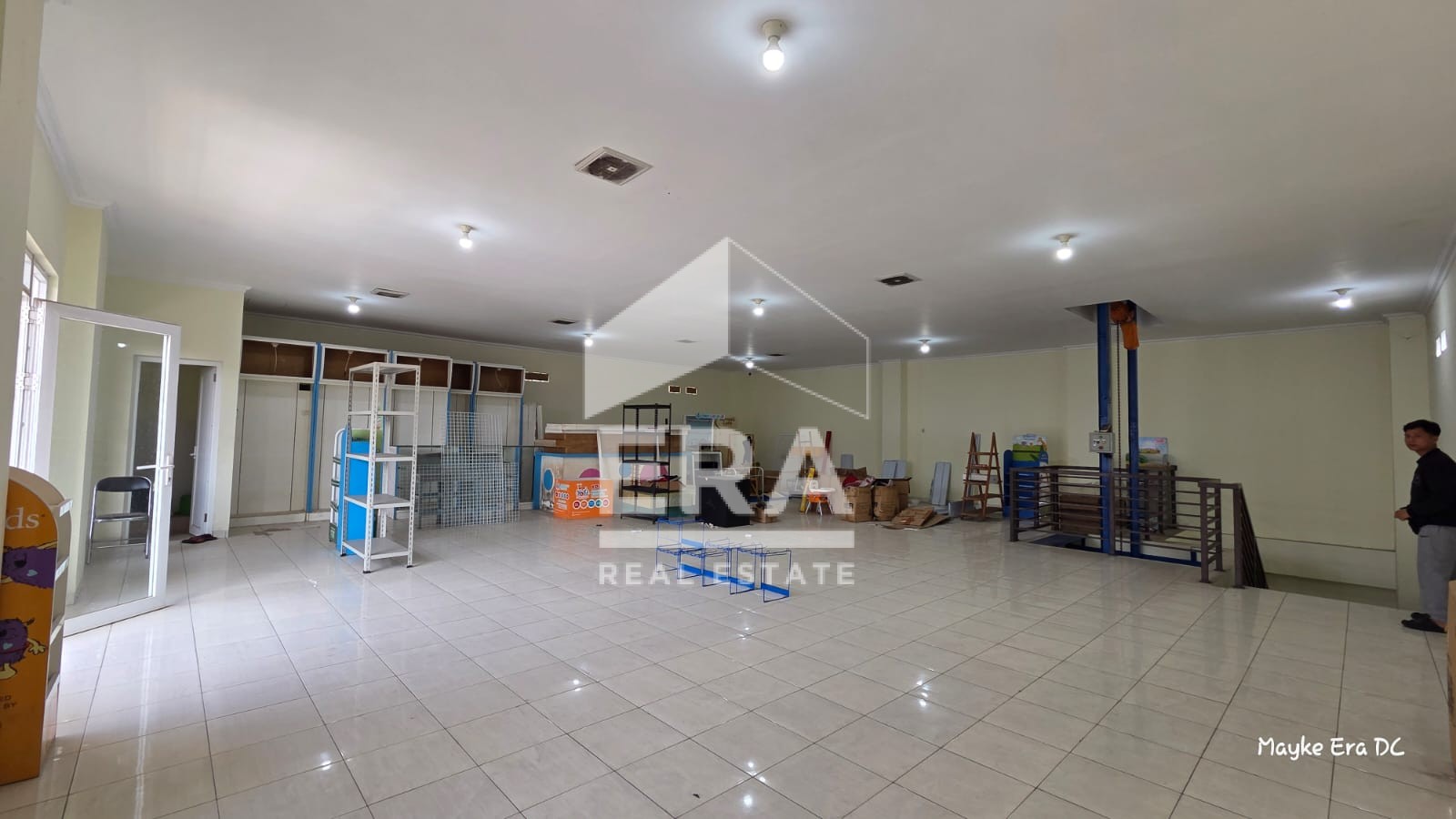 interior 3