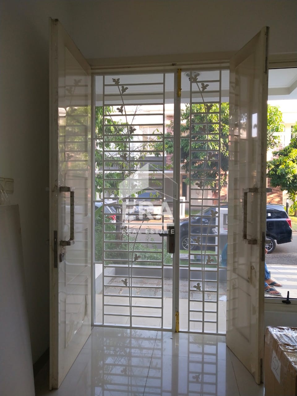 interior 10