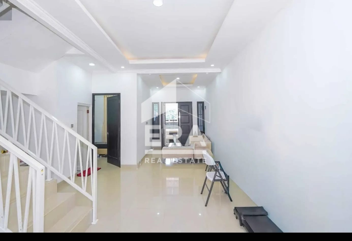 interior 4