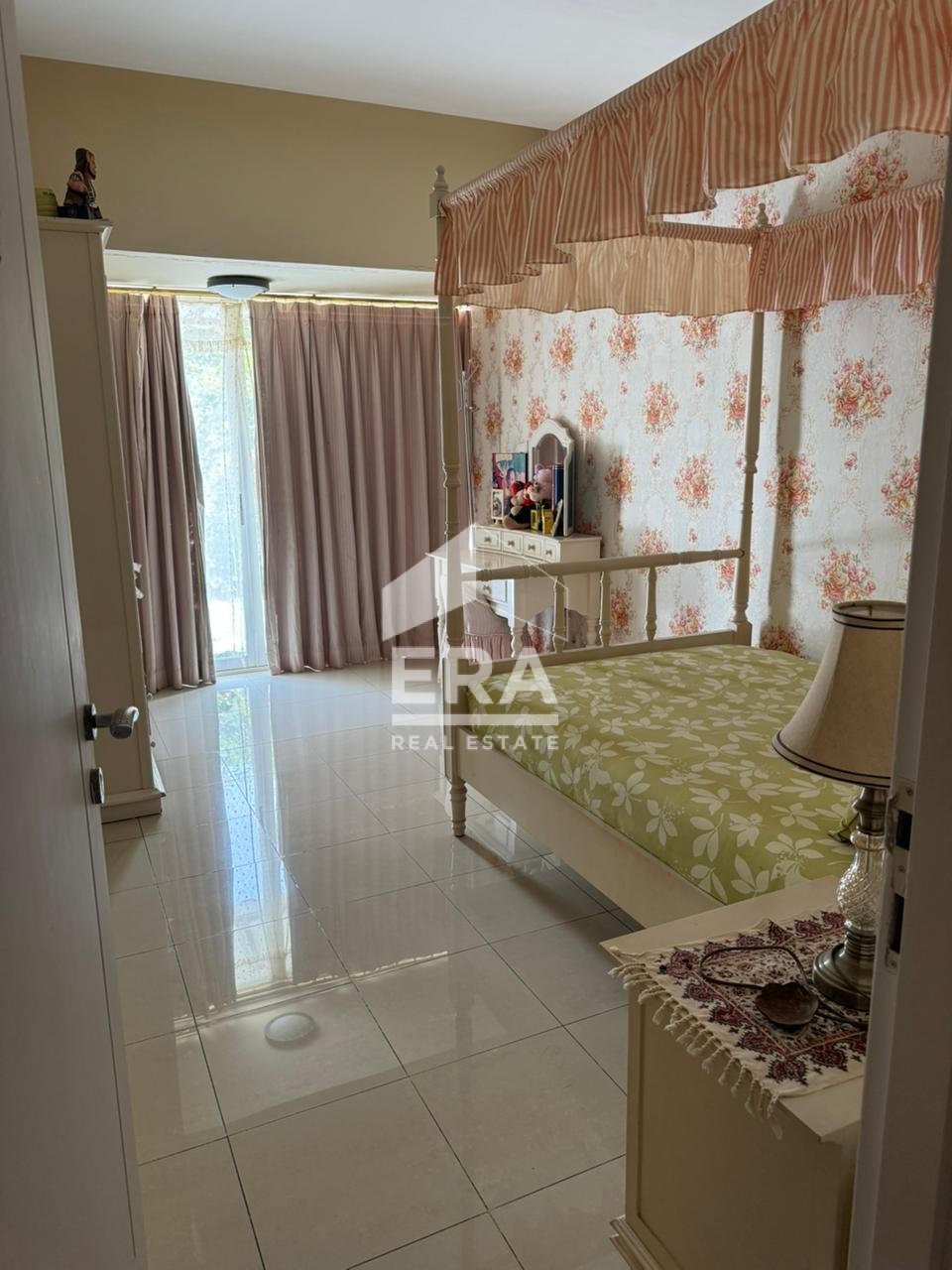 interior 13