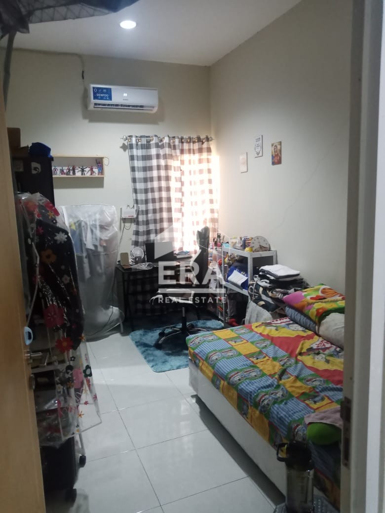 interior 12