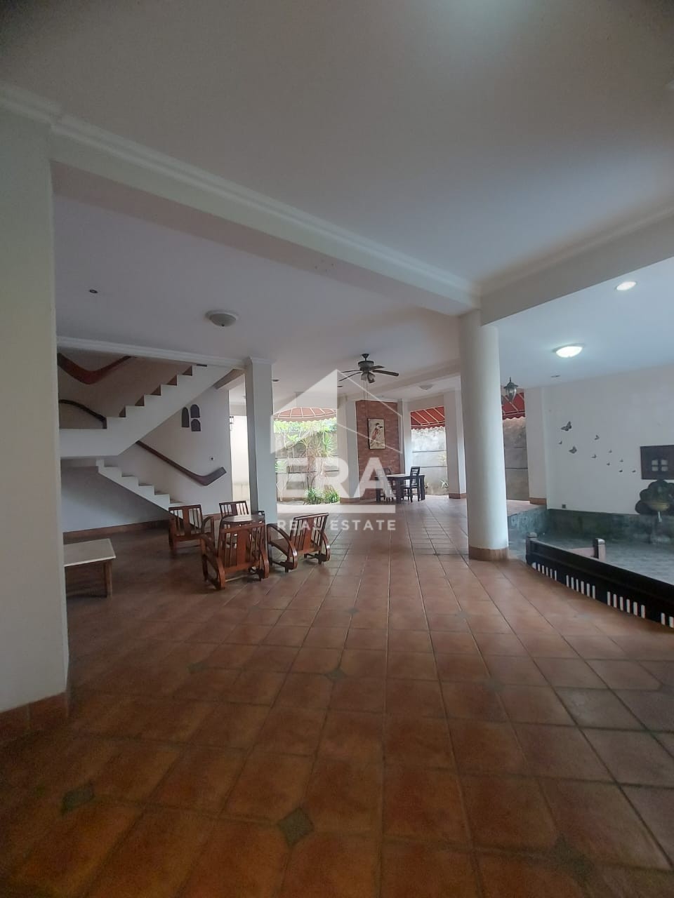 interior 3