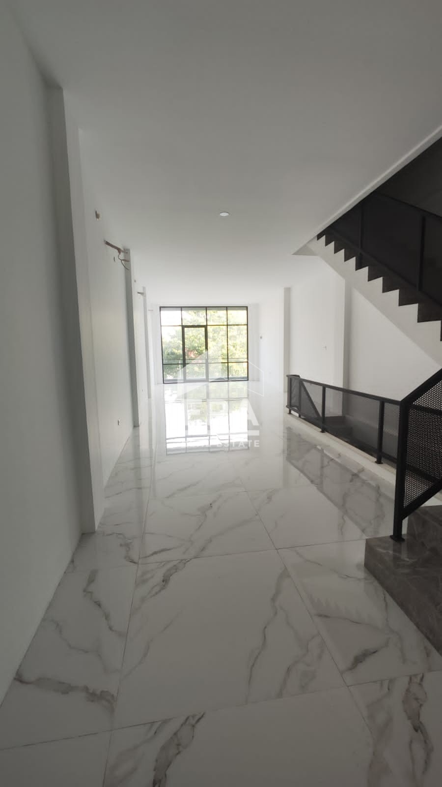 interior 15