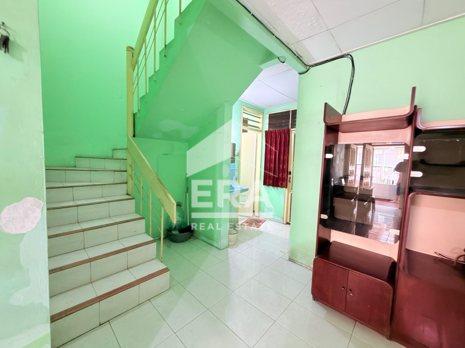 interior 4