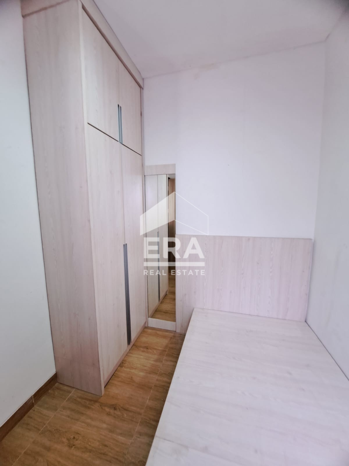 interior 6
