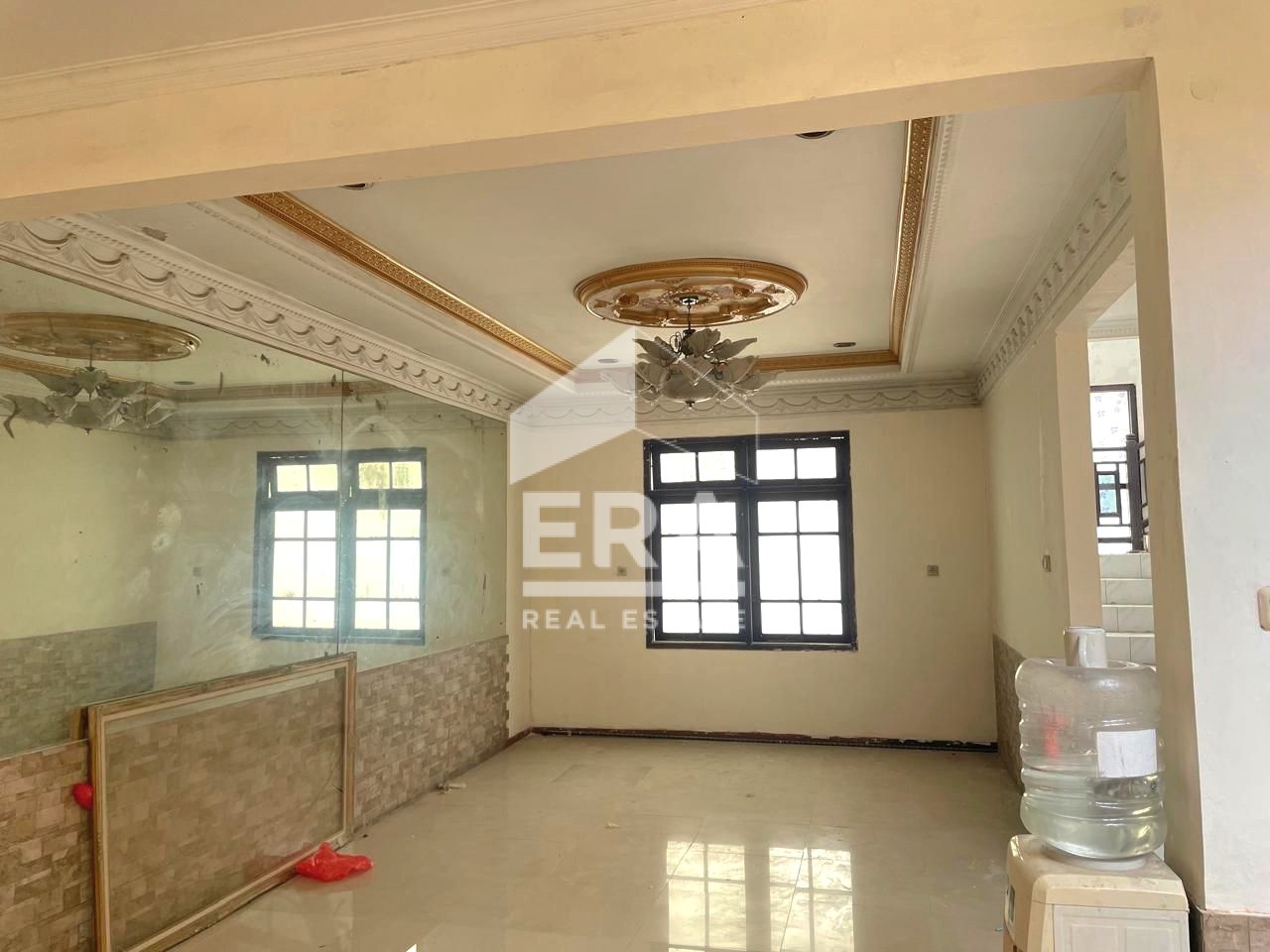 interior 7