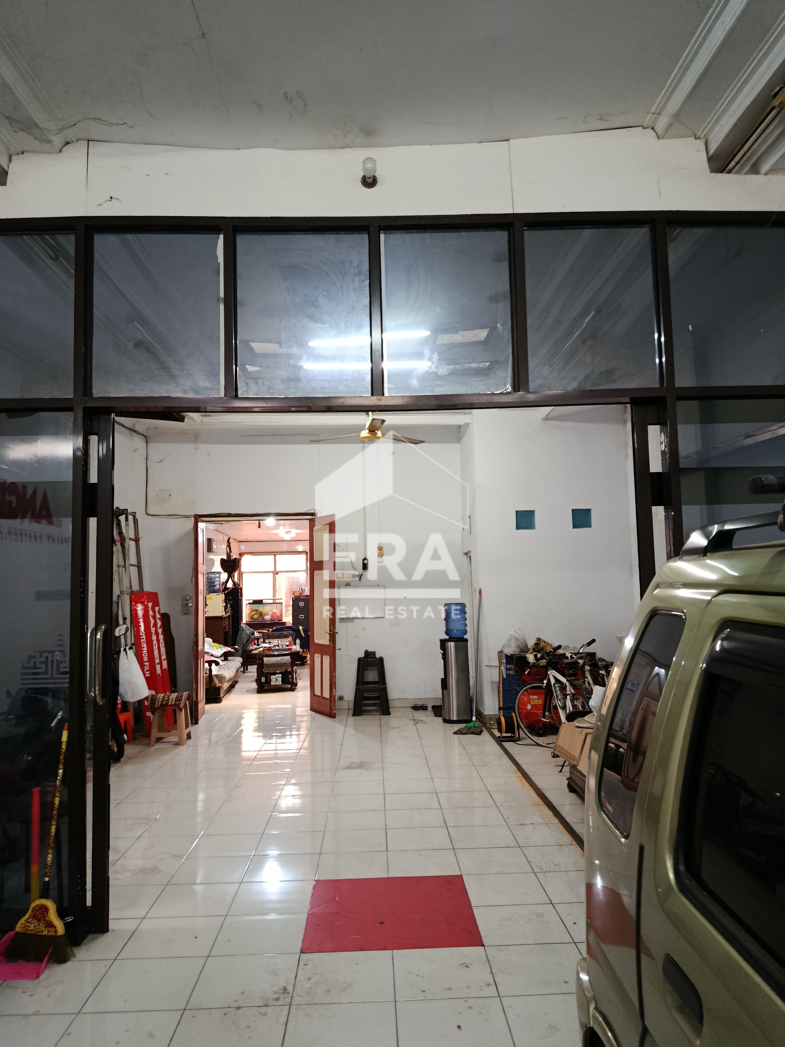interior 3