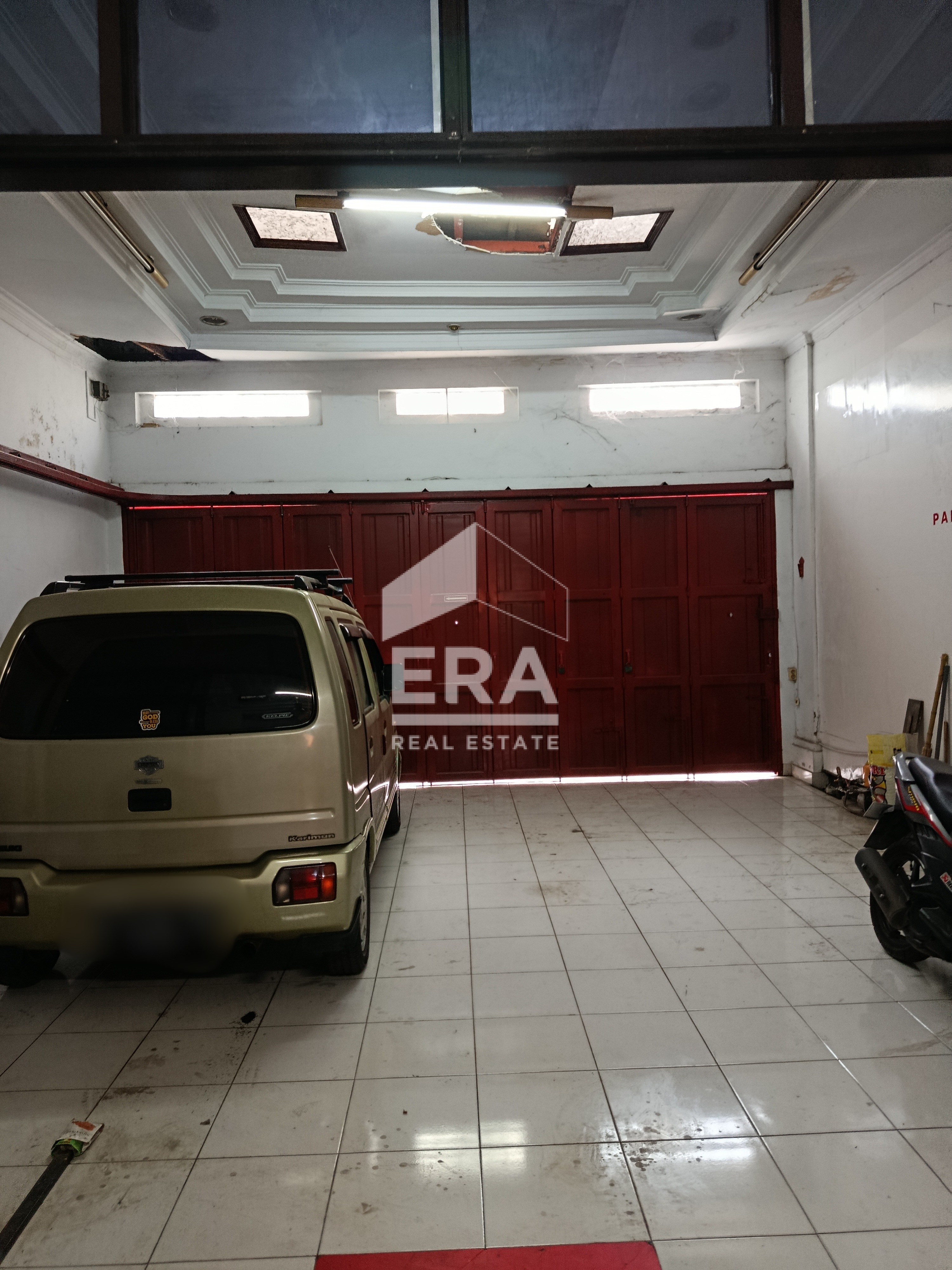 interior 2