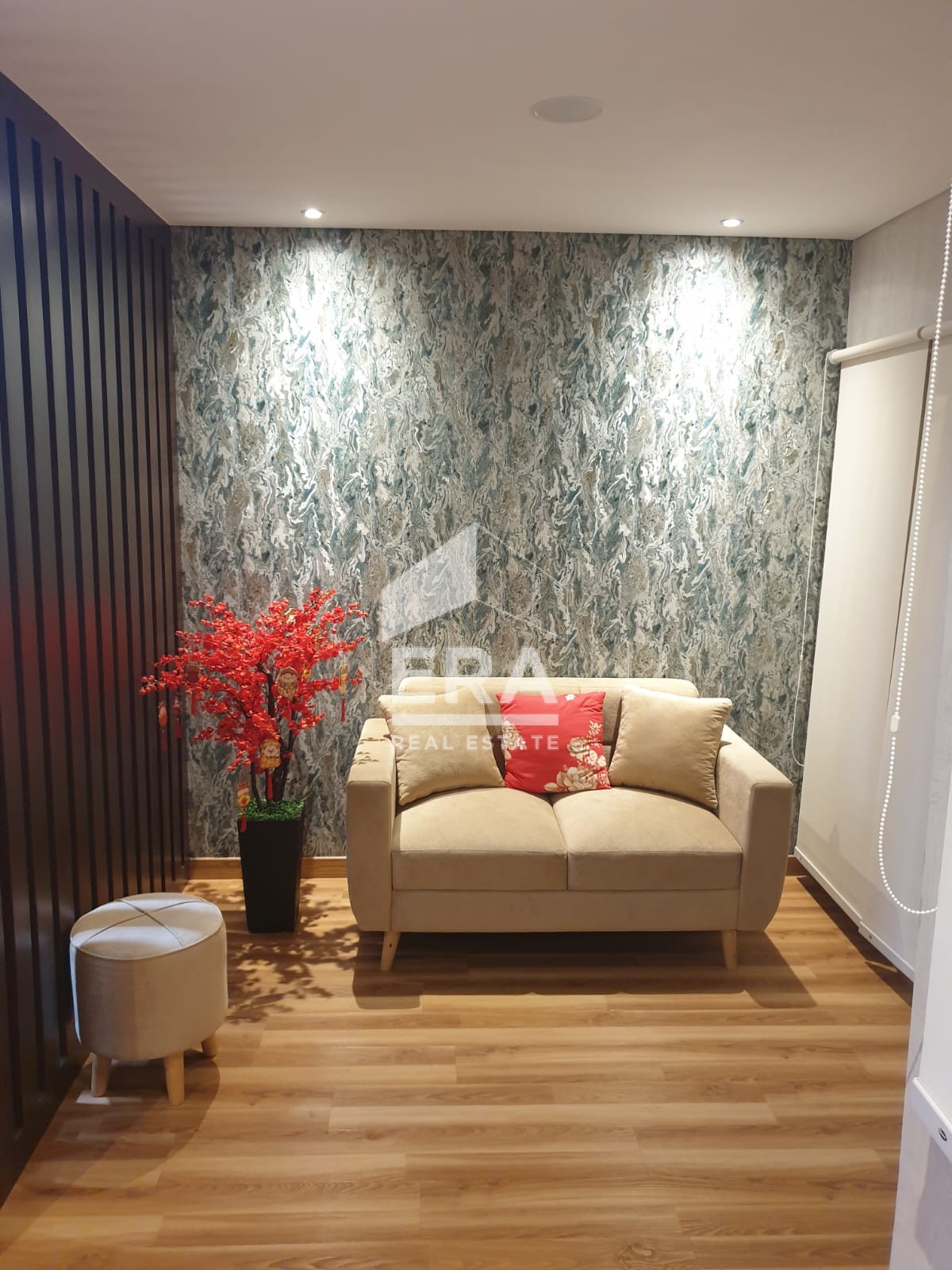 interior 10