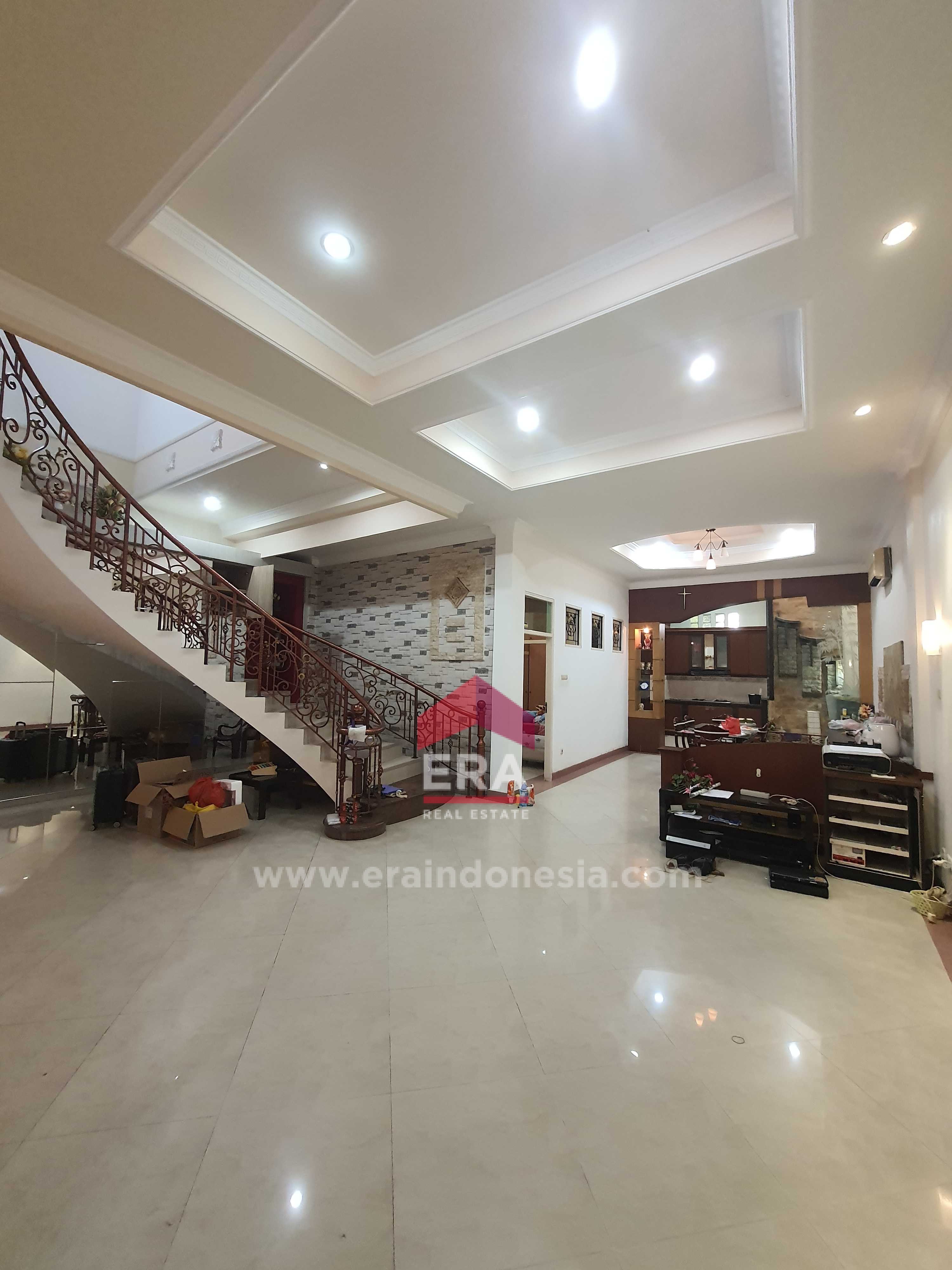interior 3