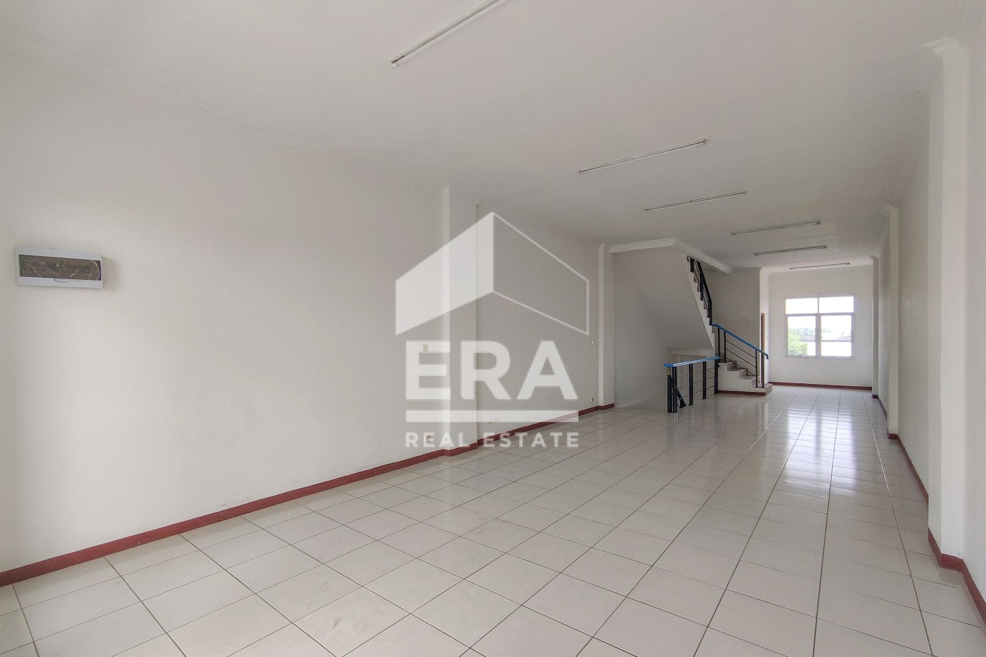 interior 6