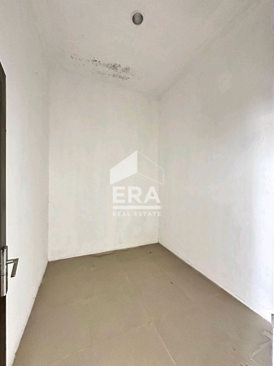 interior 2