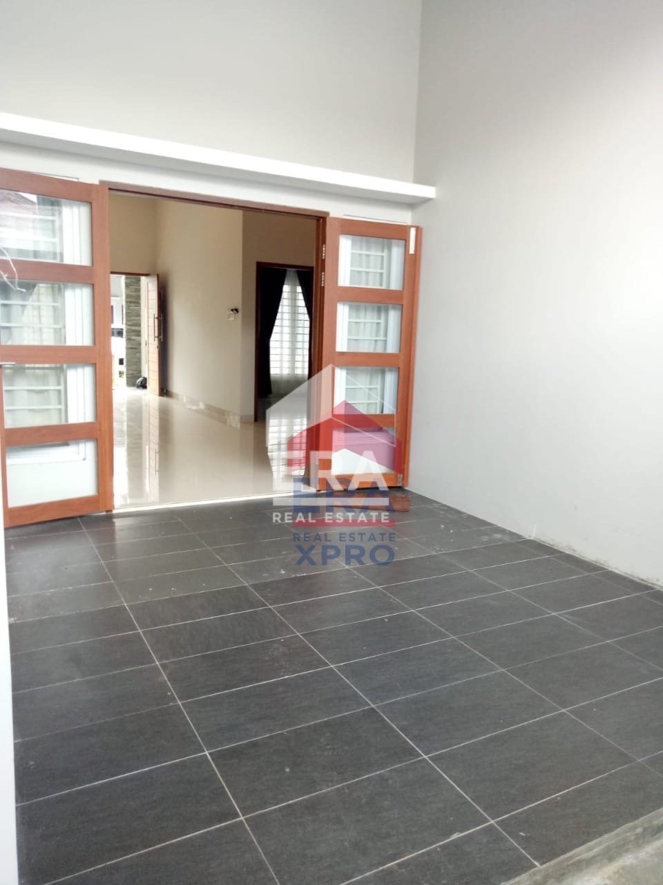 interior 6