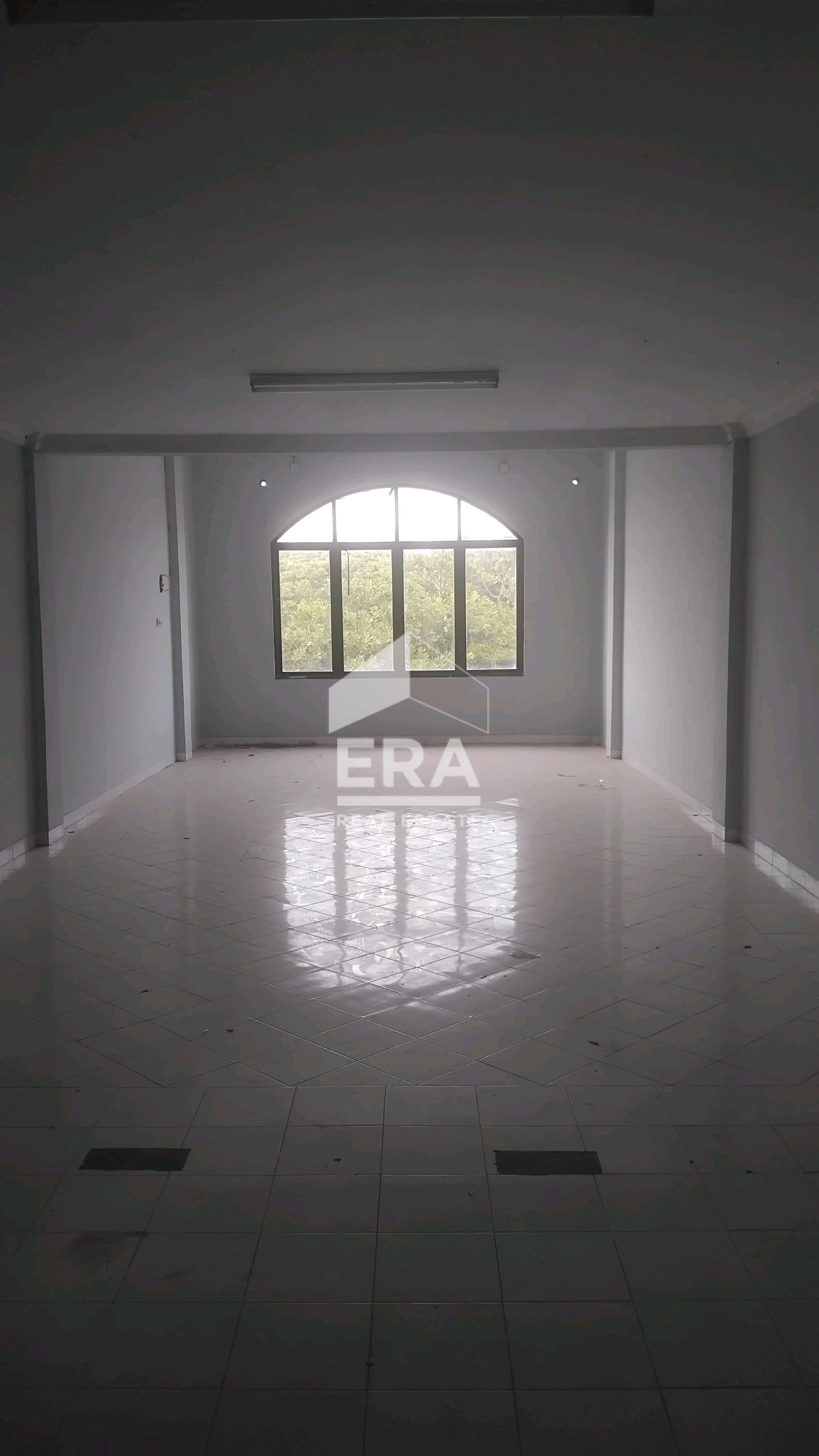 interior 6