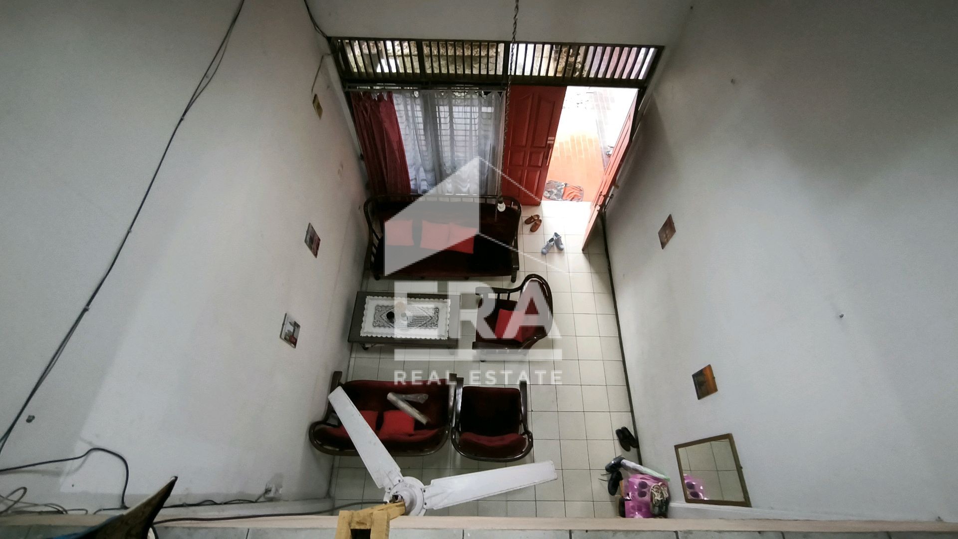 interior 2