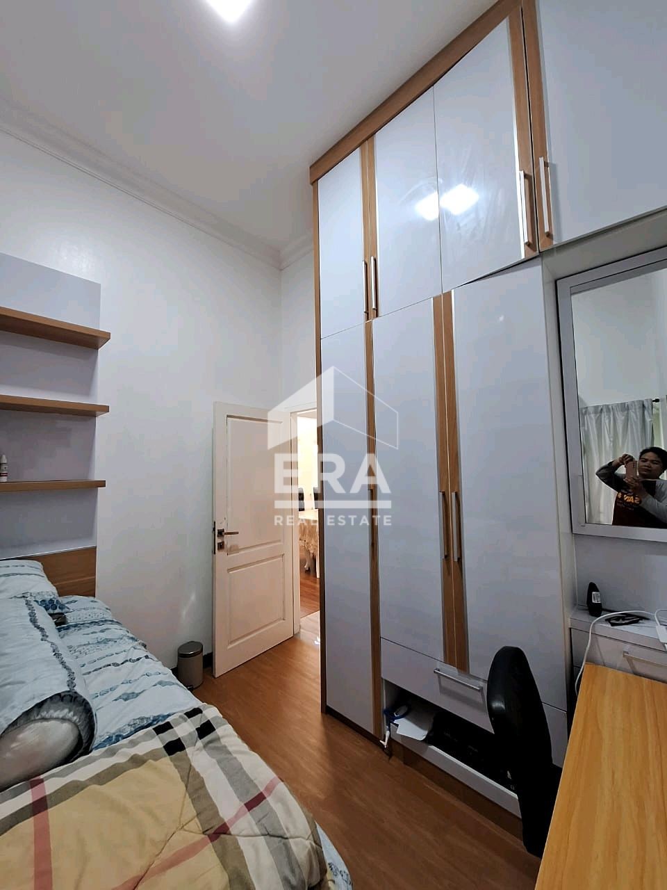 interior 4