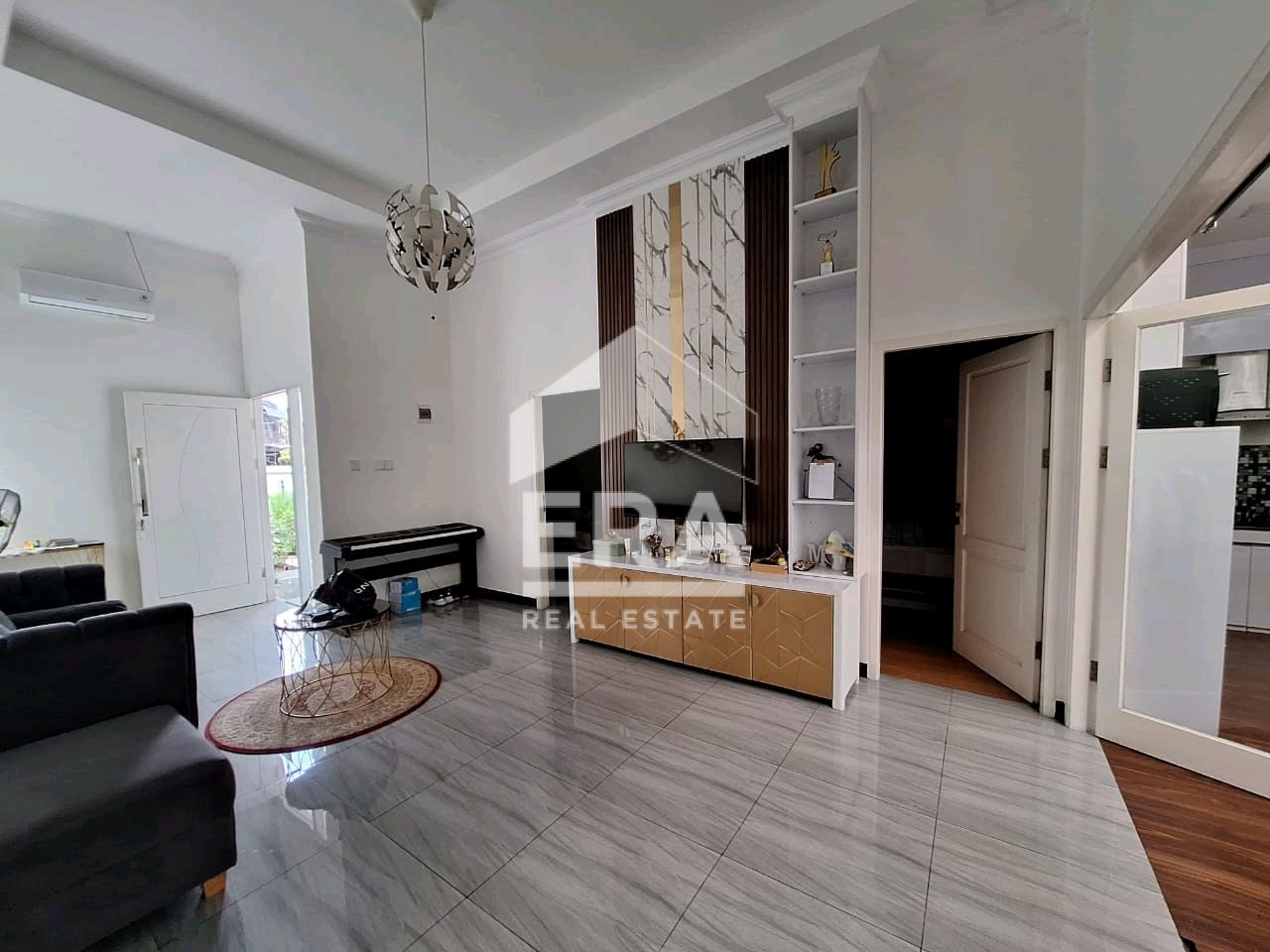 interior 2