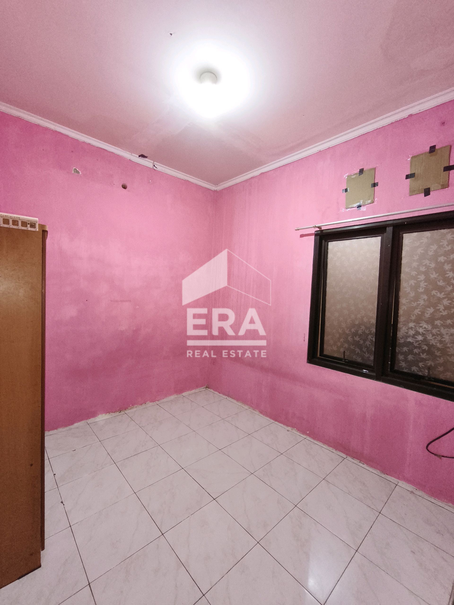 interior 8