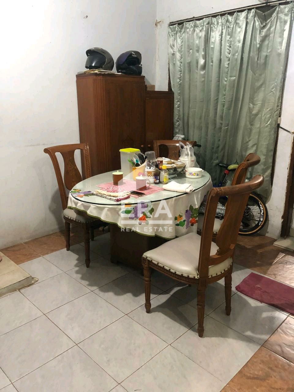 interior 4