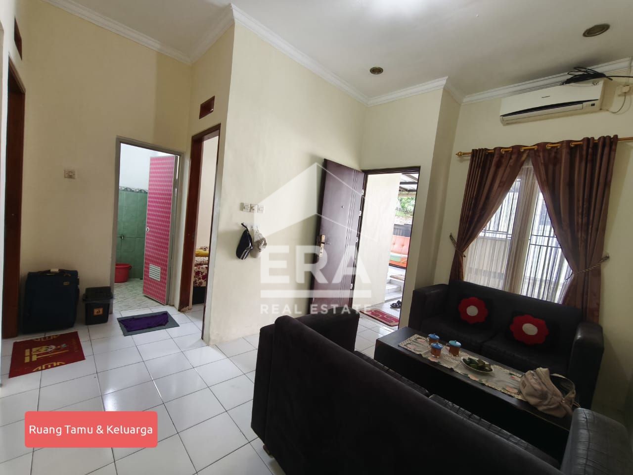 interior 12