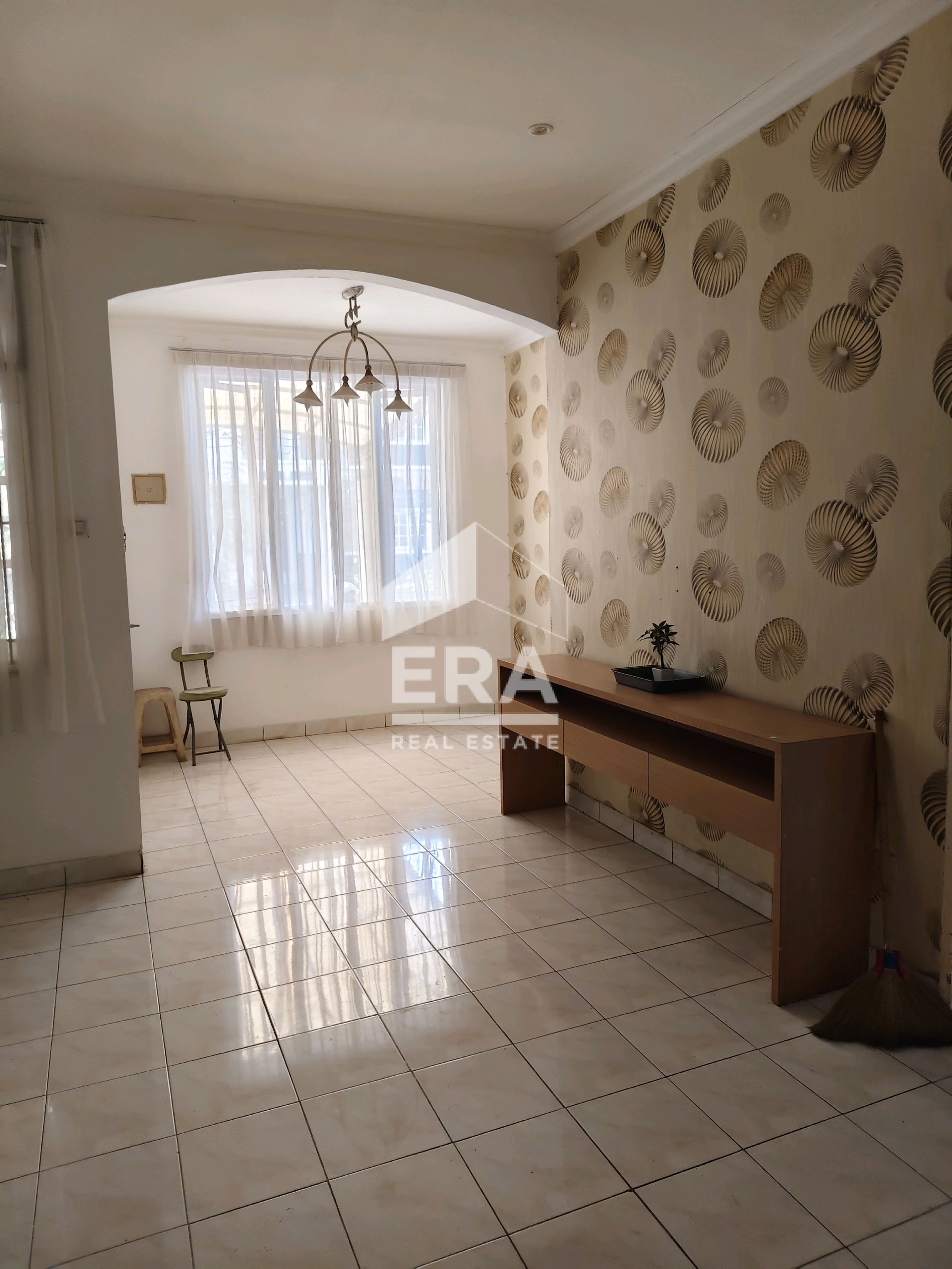 interior 6