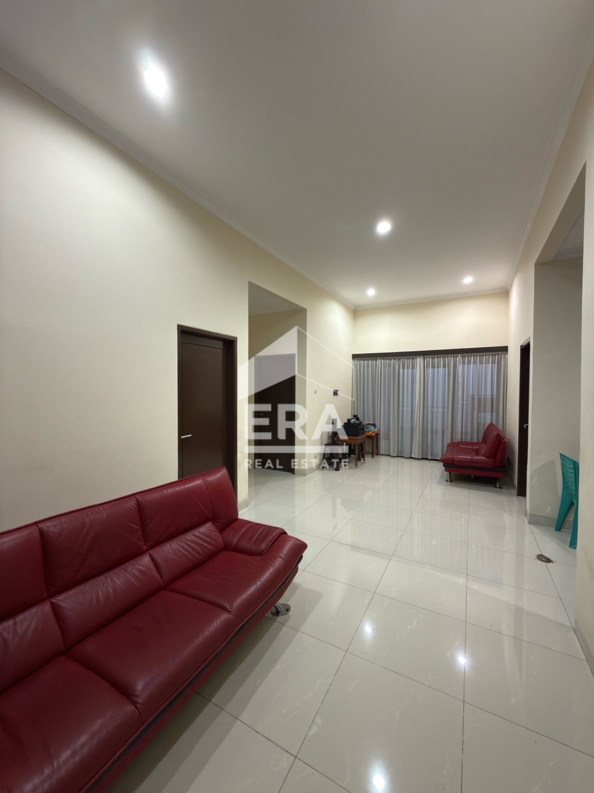interior 4