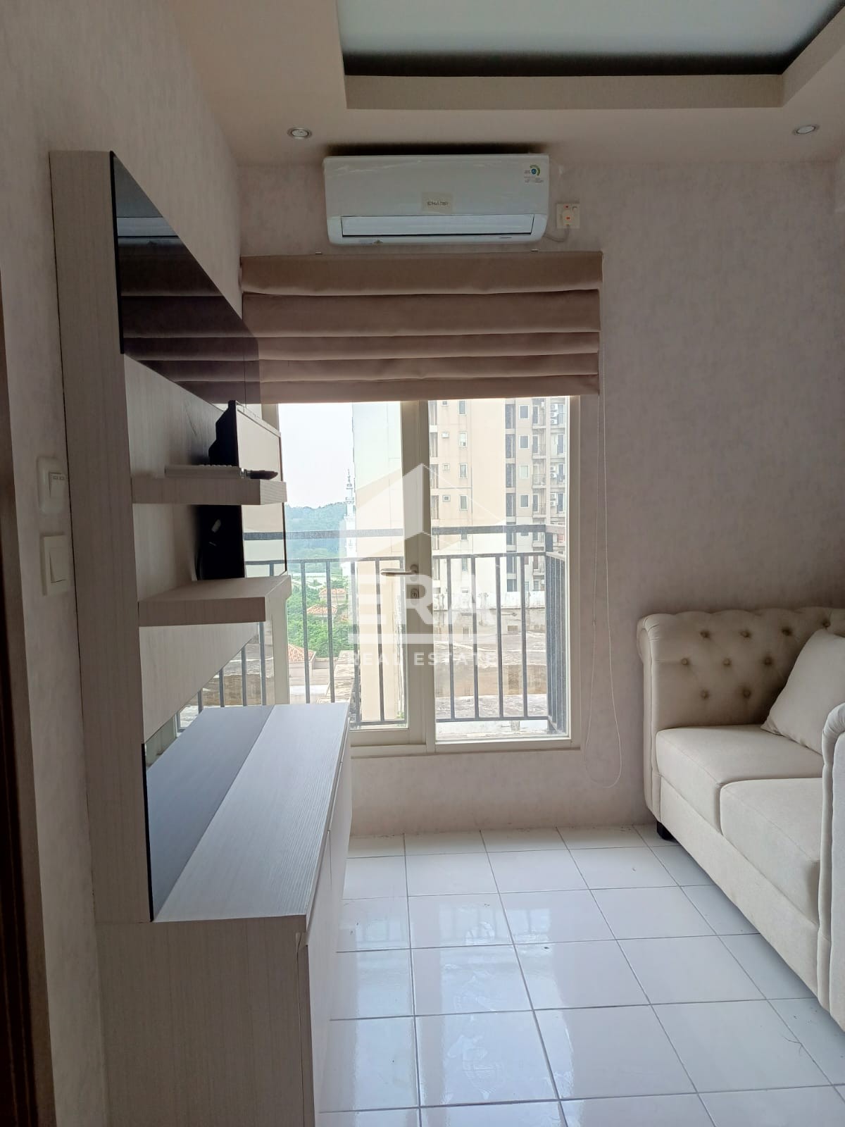 interior 7