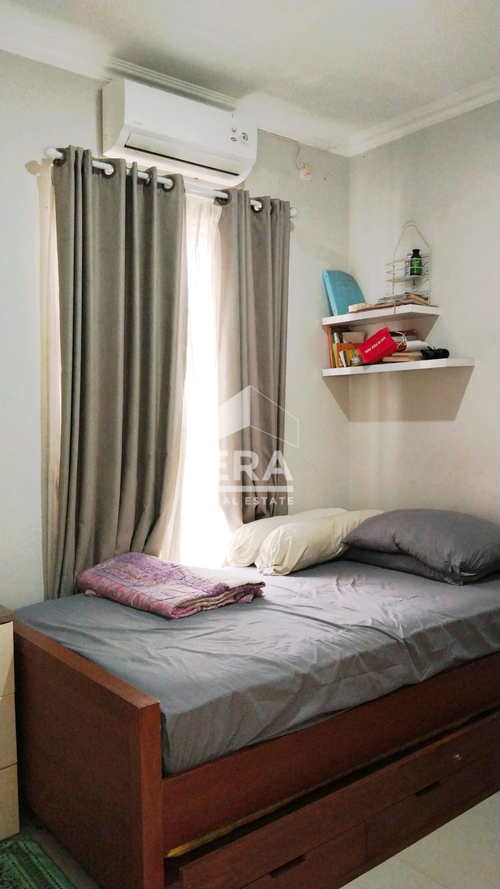 interior 6