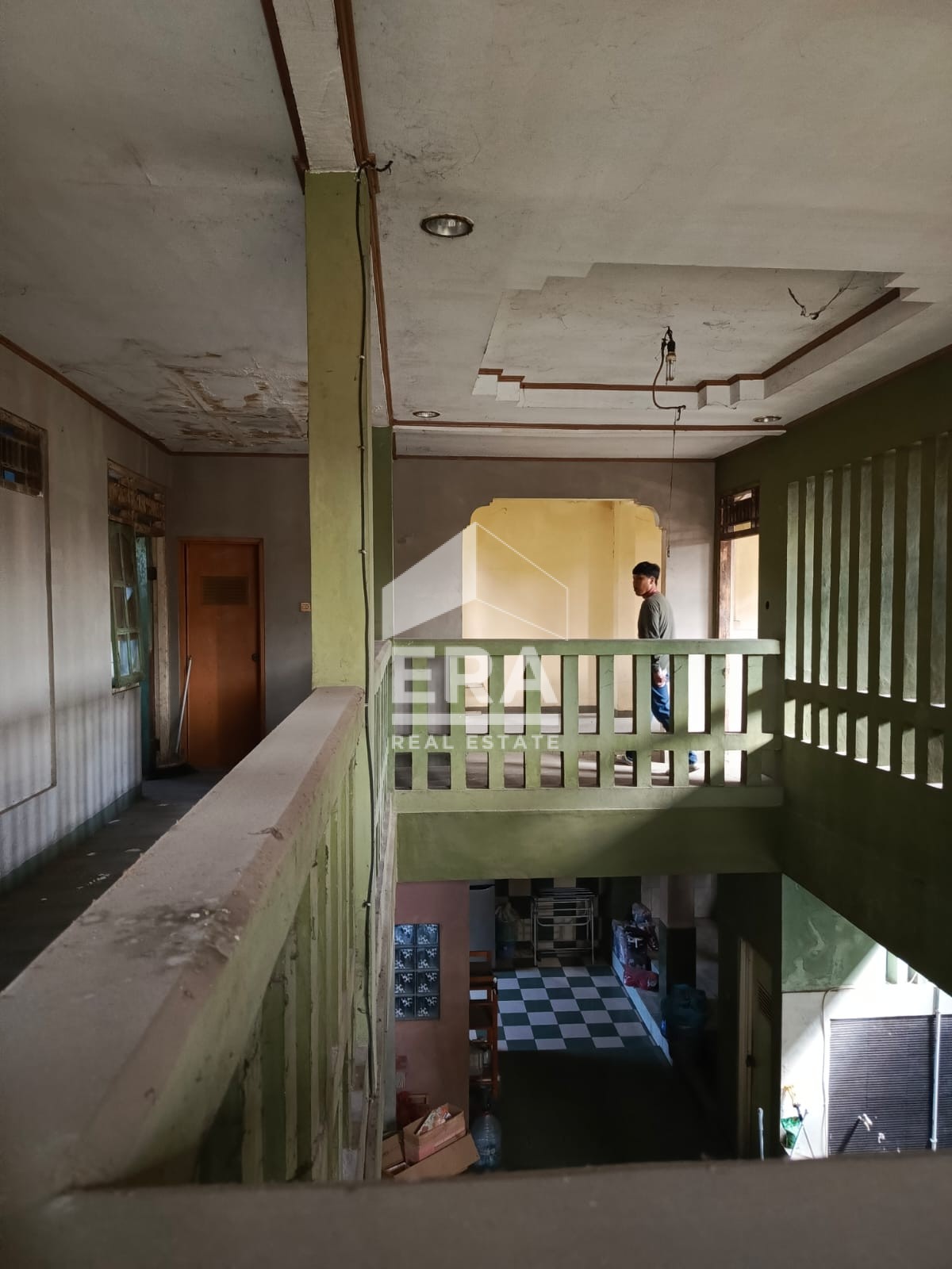 interior 2
