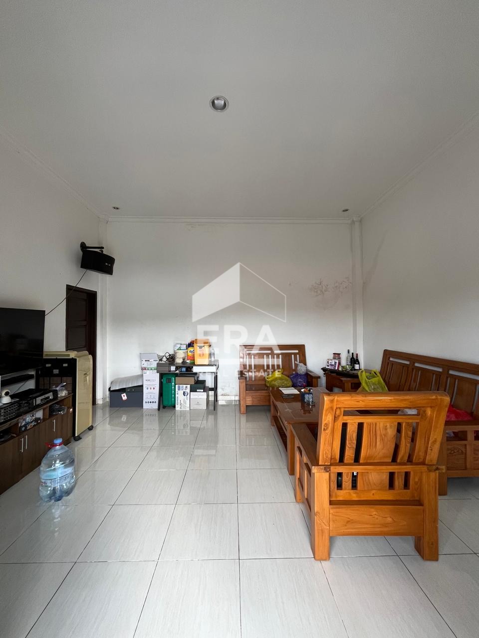 interior 6
