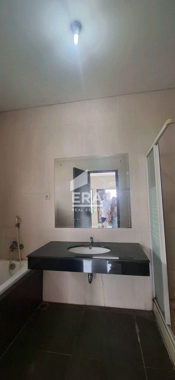 interior 2