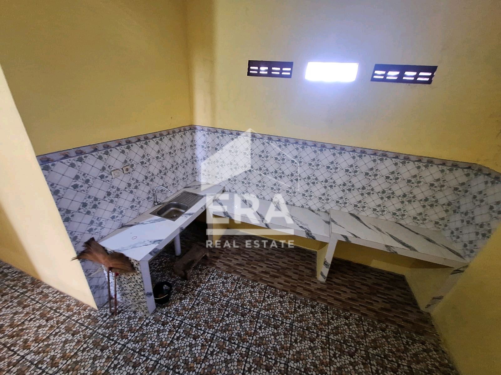 interior 7